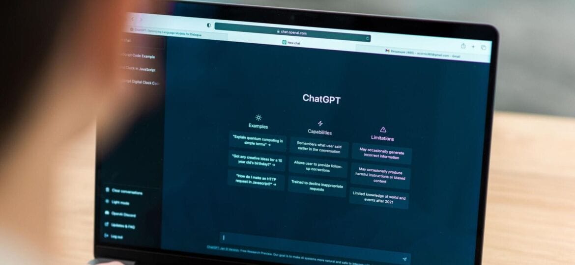 opened-ai-chat-laptop